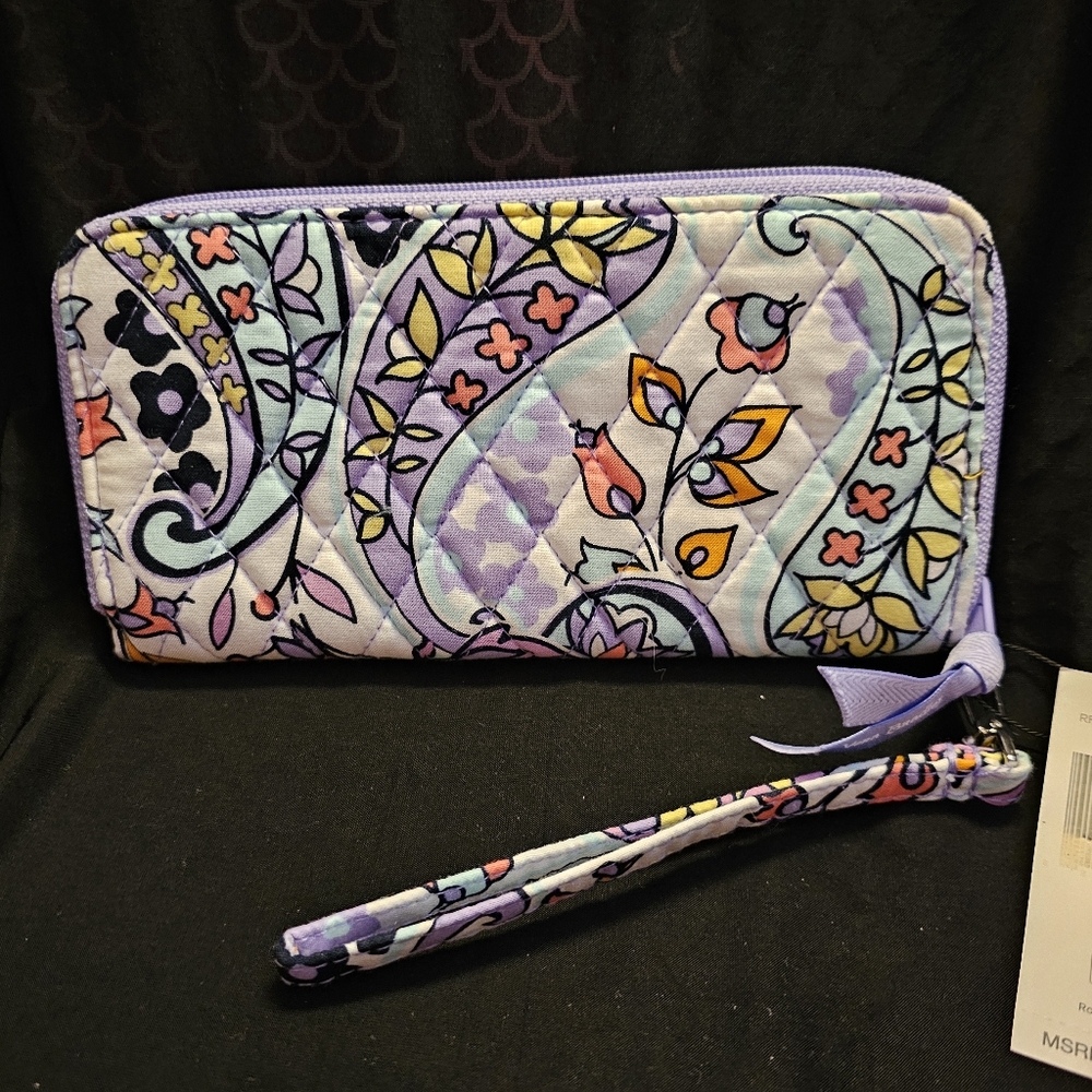 Vera Bradley accordion wristlet, nwt